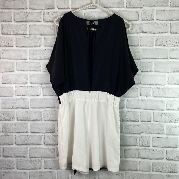 TCEC Women’s Romper Black White Slit Shoulder Size Small - Picture 2 of 13